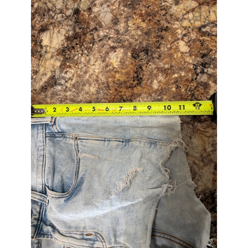 Old Navy Boyfriend Distressed Cutoff Denim Shorts - Picture 4 of 7